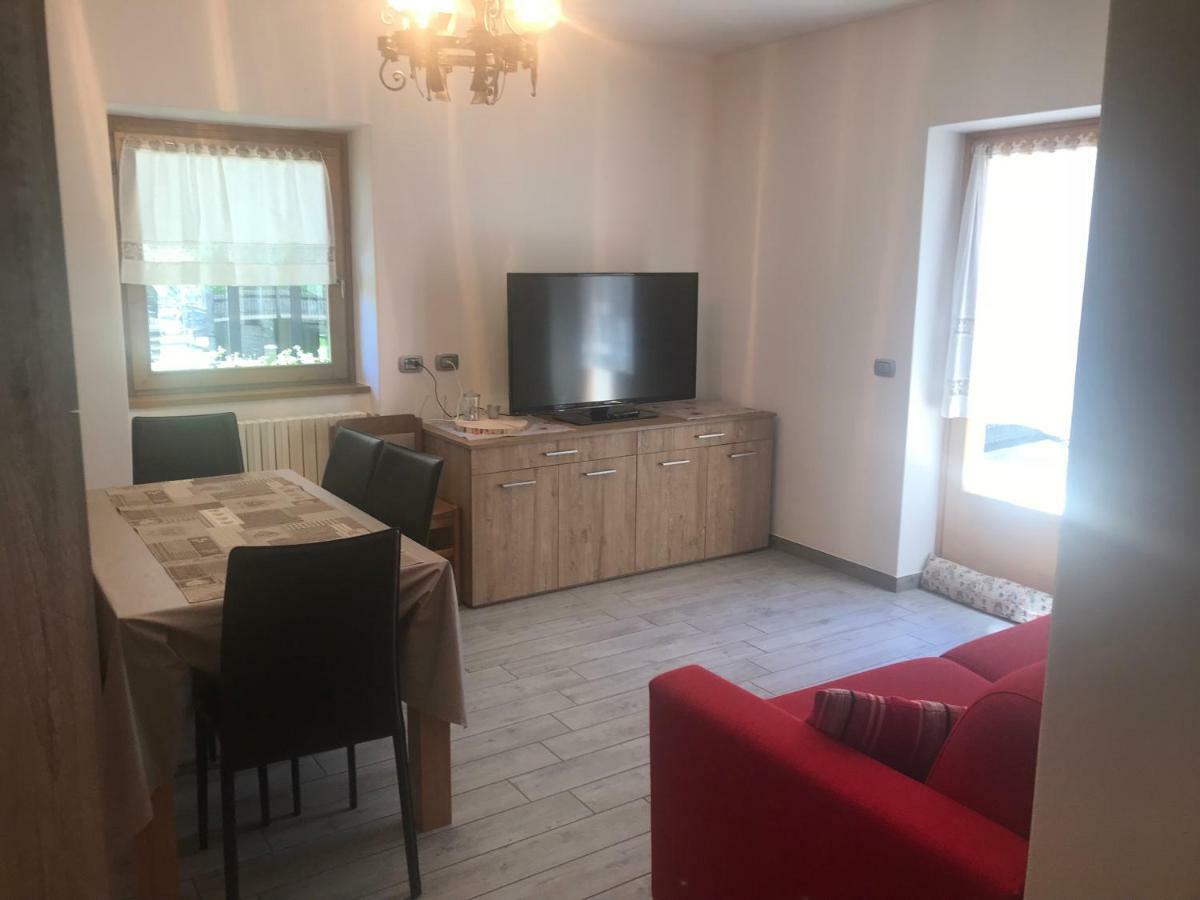 Del Canton Apartment Isolaccia